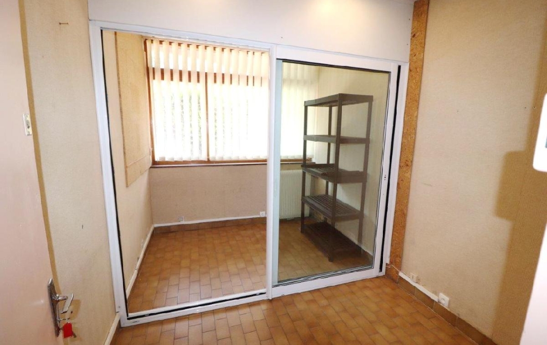 Annonces 66000 : Local / Bureau | PERPIGNAN (66000) | 174 m2 | 168 000 € 